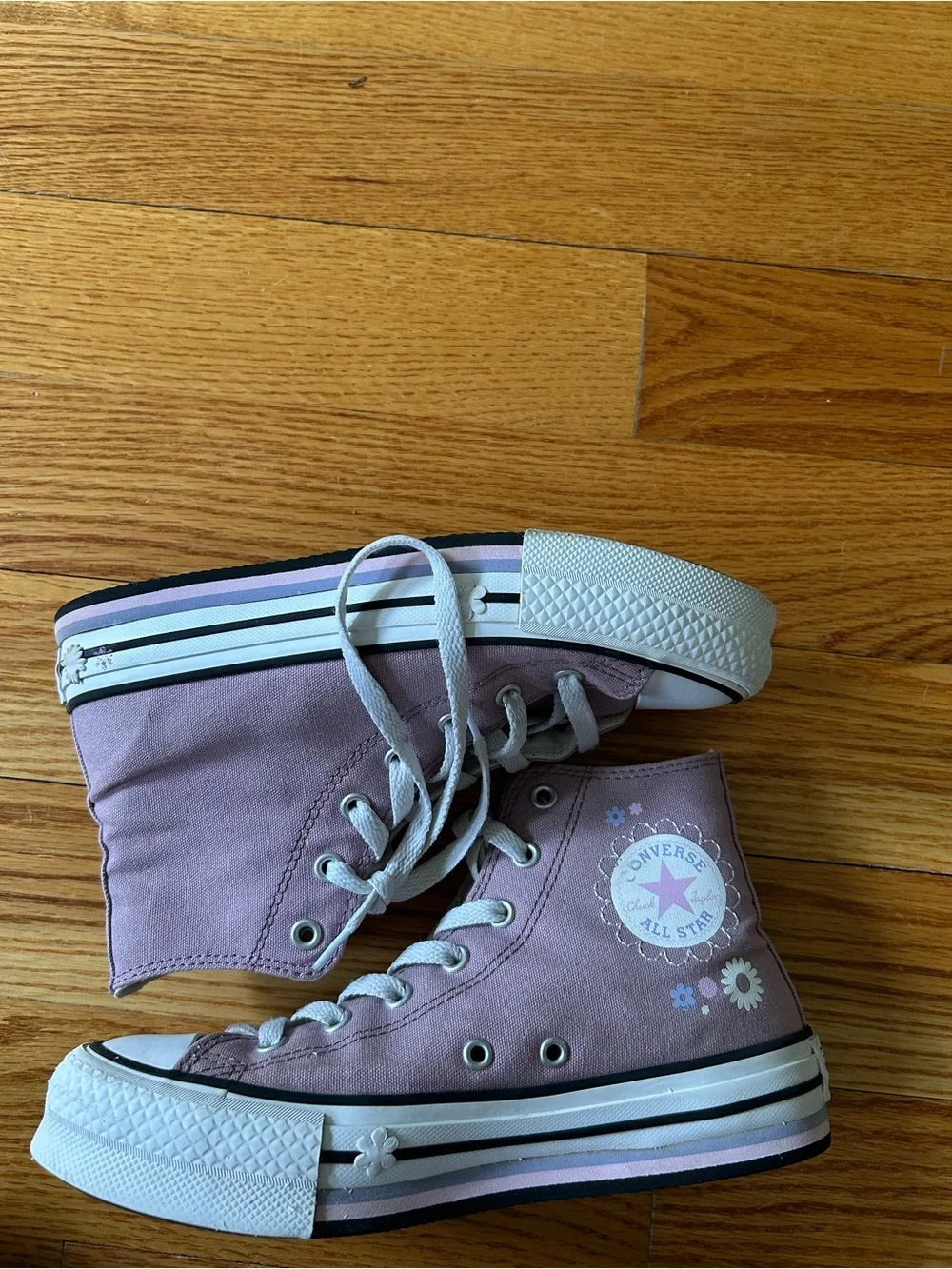 Converse Kids Lavender High-Top Sneakers with Floral Patch